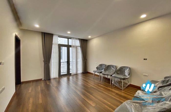 Four bedroom house for rent in Vinhome Harmony